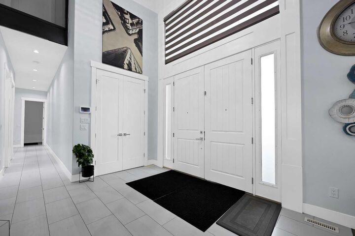 Property Photo: 126 Cambridge Park Way AB T1Z 0A2