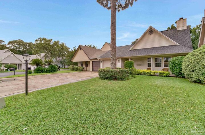 Property Photo:  4233 Spanish Trail Pl  FL 32504 