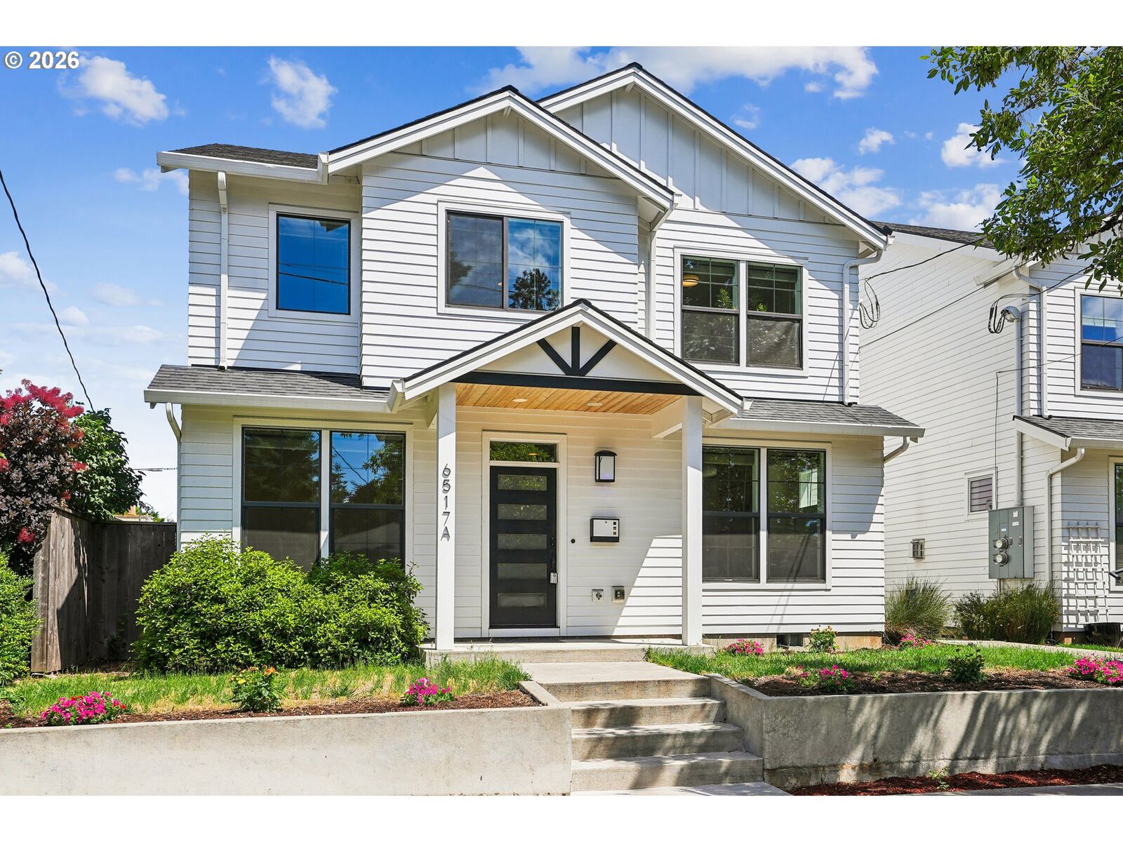 Property Photo:  6517 SE Woodstock Blvd A  OR 97206 