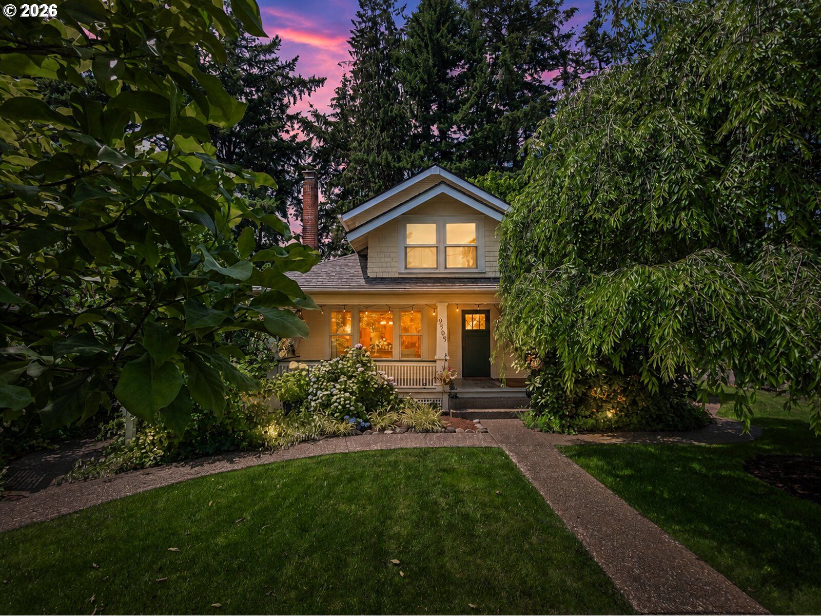 Property Photo: 9505 SW 82nd Ave OR 97223