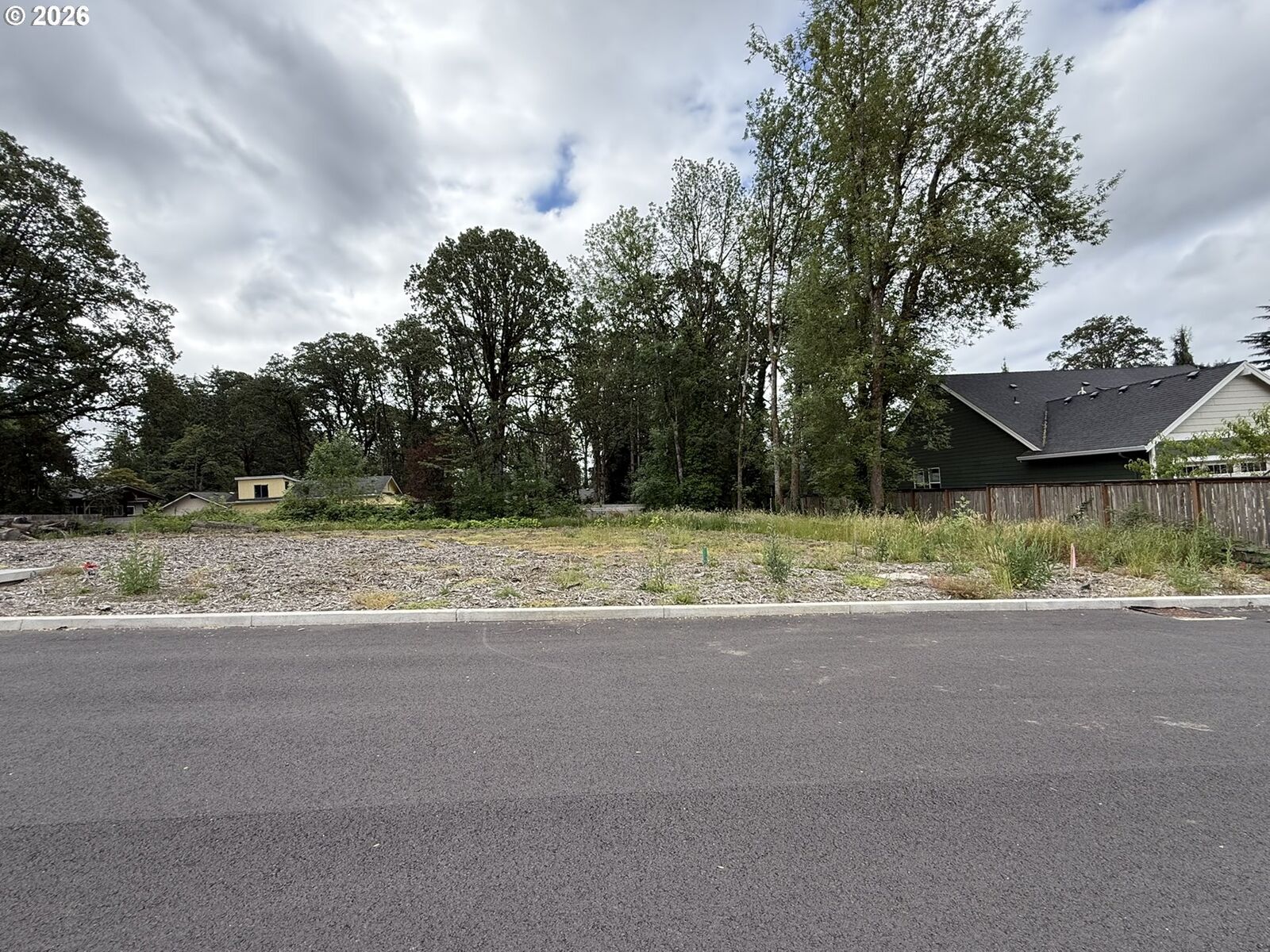 Property Photo: 3117 SE Merlot Rd OR 97267