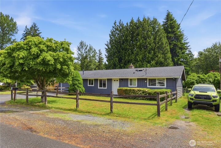 Property Photo:  12264  156th Avenue SE  WA 98059 