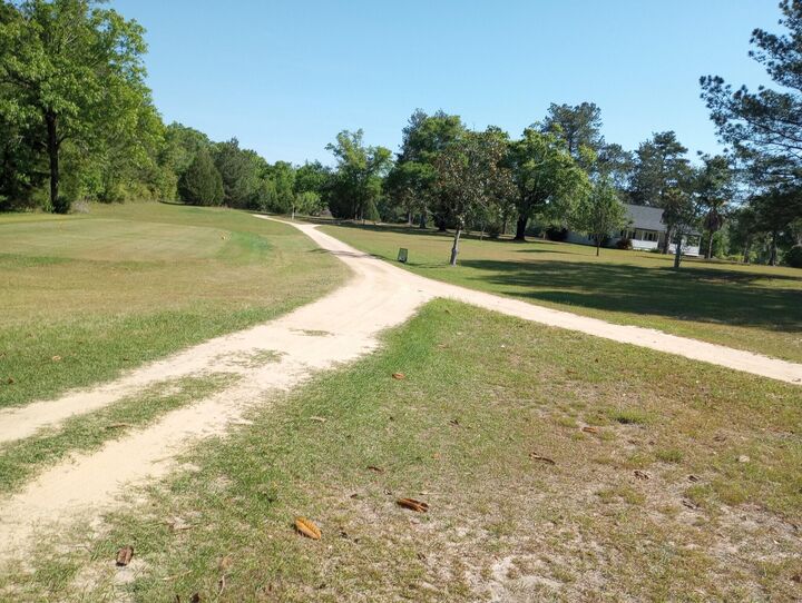 Property Photo: 1900 Olive Lane FL 32425