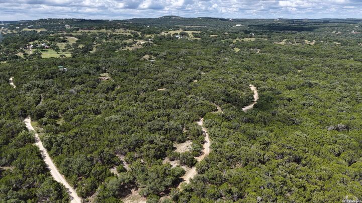 Property Photo: 885 Heimer Lange Rd TX 78070