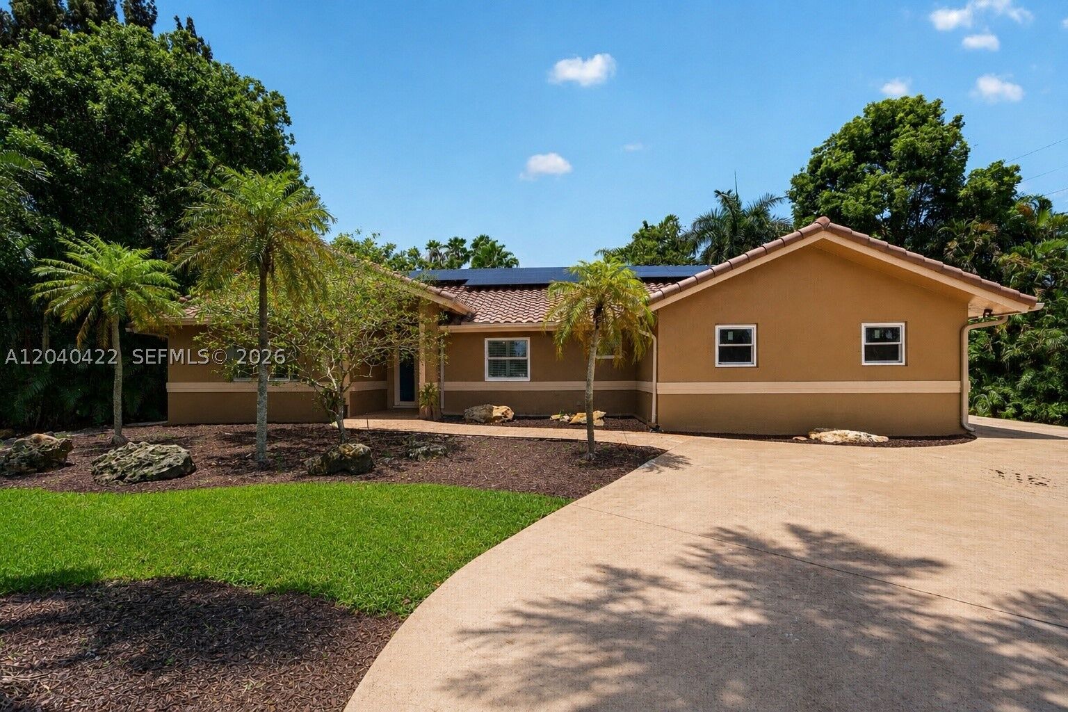 Property Photo: 15720 SW 56th St FL 33331