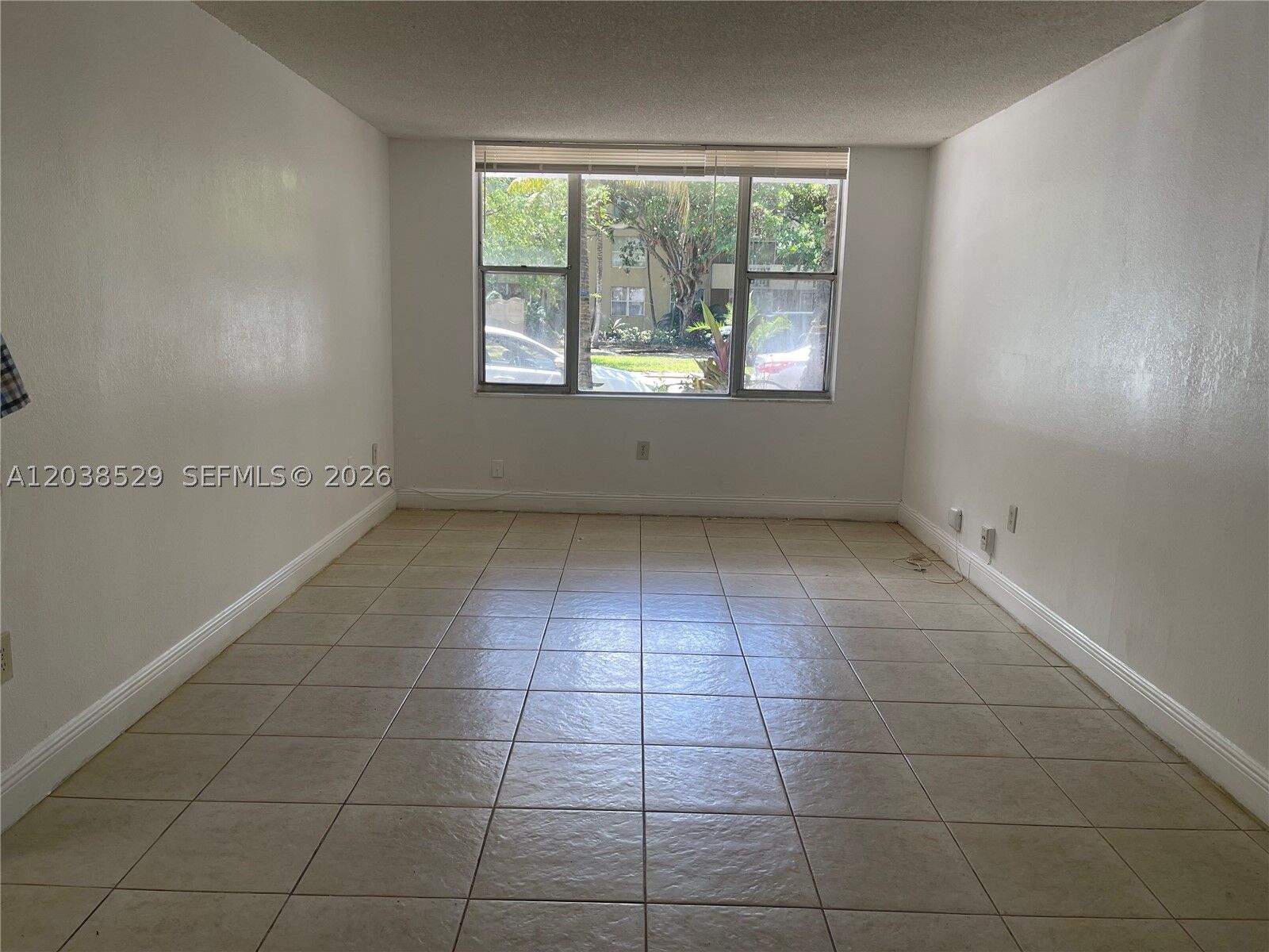 Property Photo:  1805 Sans Souci Blvd 113  FL 33181 