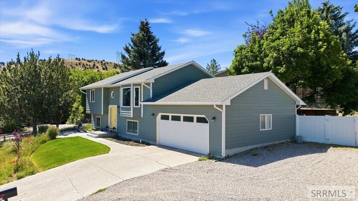 Property Photo:  2000 SE Sandy Lane  ID 83204 