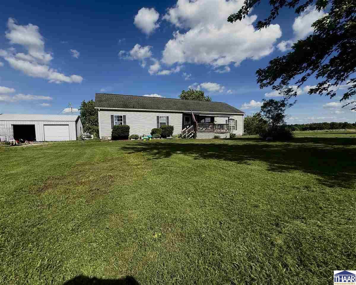 Property Photo: 5019 S Co Rd 50 W IN 47882