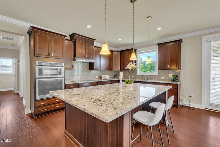 Property Photo: 105 Canoe Brook Court NC 27713