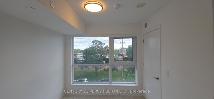 Property Photo:  8 Tippett Road 309  ON M3H 0E7 