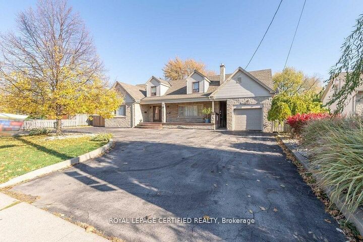 110 Gray Road — photo 1