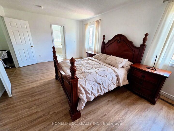 Property Photo: 62 Dewside Drive E ON L6R 0X5