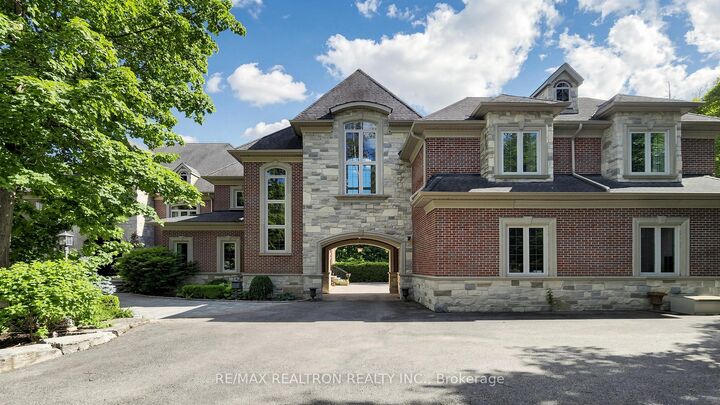 Property Photo:  29 Moraine Forest Trail  ON L4A 0T9 