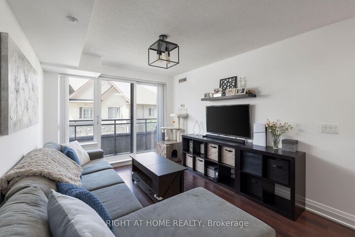Property Photo: 376 Highway 7 E N/A 220 ON L4B 0C7