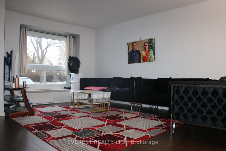 Property Photo:  253 Taylor Street 29  ON N5Y 2J6 