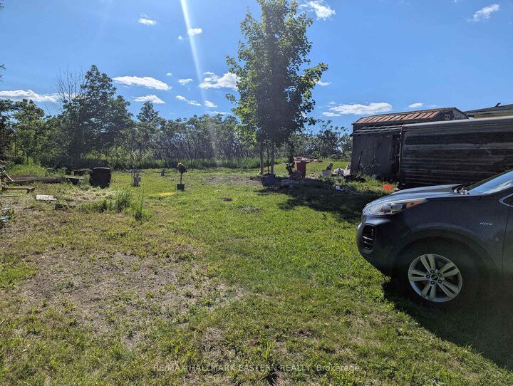 Property Photo:  2260 Buckhorn Road  ON K0L 1H0 