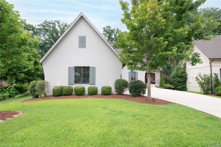 Property Photo:  6325 Woodlands Trail Place  AL 35406 