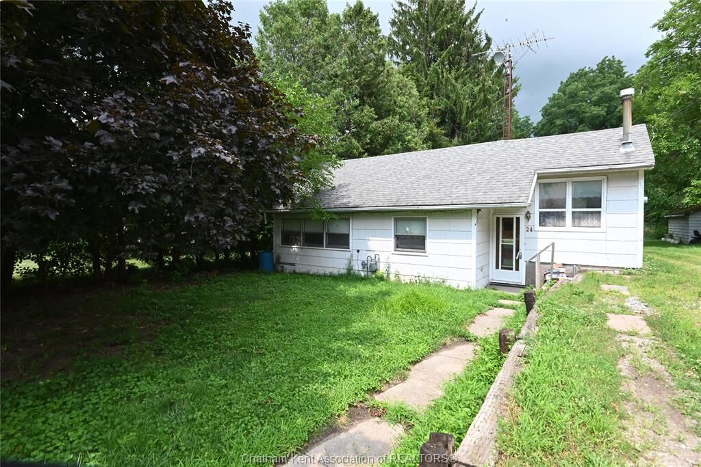 Property Photo: 24 Lisgar Street ON N0P 2C0