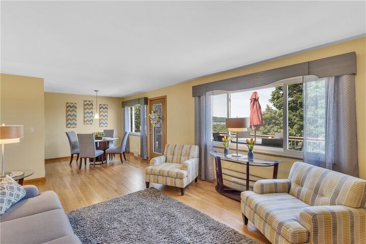 Property Photo:  930 Crestview Dr  PA 16117 