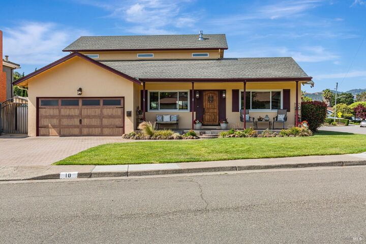 Property Photo: 10 San Aleso Court CA 94945