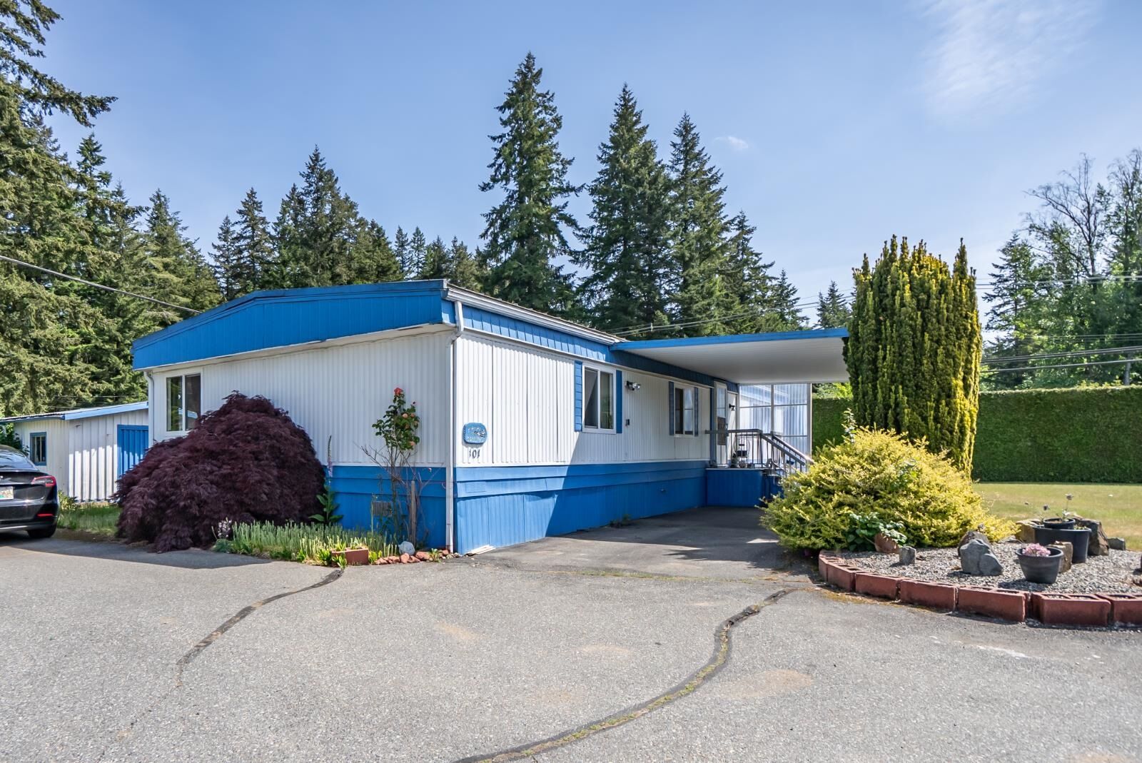 Property Photo: 3031 200 Street 101 BC V2Z 1N5