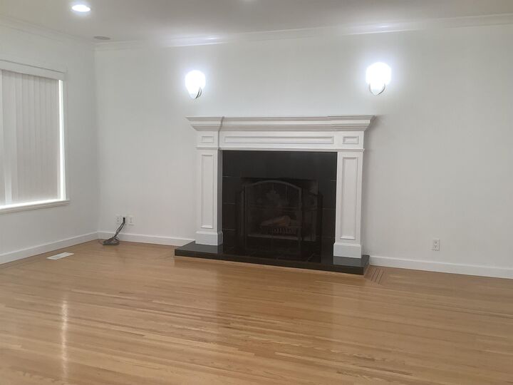 Property Photo: 537 Draycott Street BC V3J 6M4