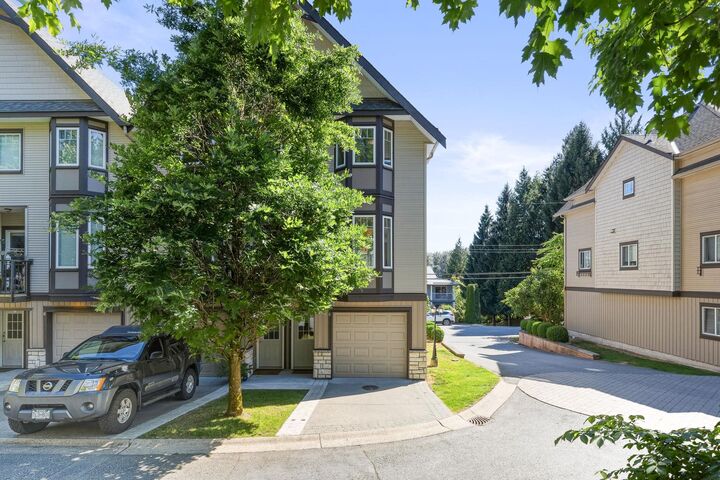 32501 Fraser Crescent 6 — photo 1