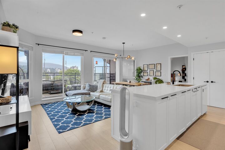 Property Photo: 3038 St George Street 609 BC V3H 0L3
