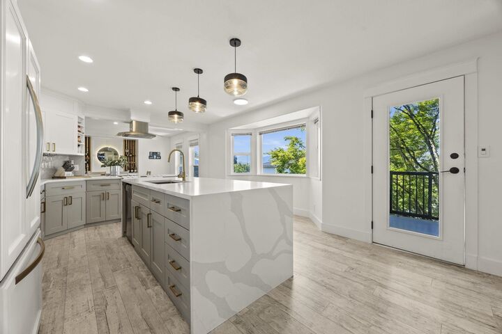Property Photo: 46645 Sylvan Drive BC V2R 3W4