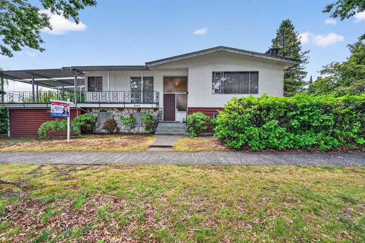 Property Photo: 3660 E 22nd Avenue BC V5M 2Z7