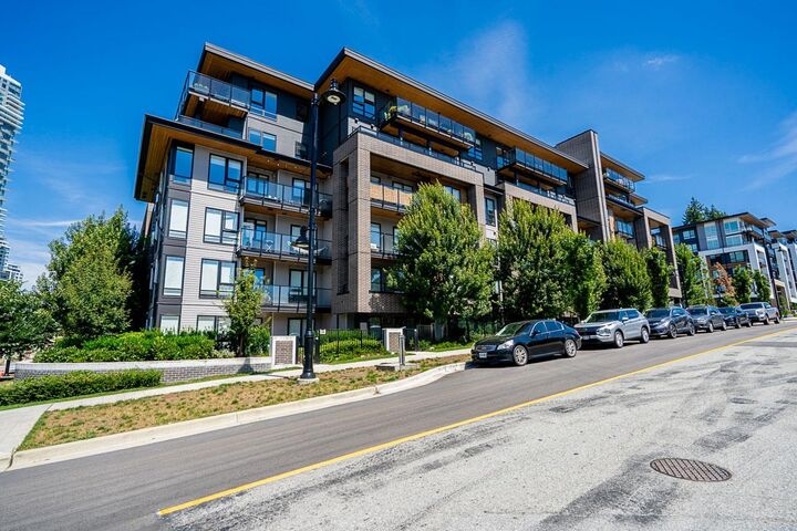 615 Cottonwood Avenue 202 — photo 1
