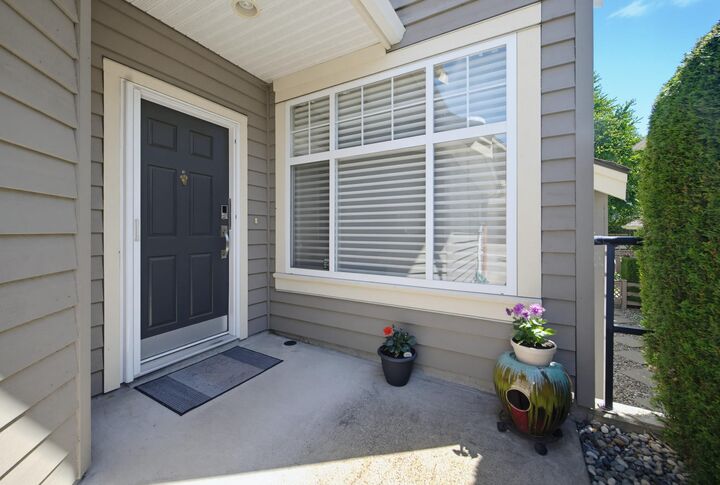 Property Photo: 15500 Rosemary Heights Crescent 137 BC V3Z 0K1