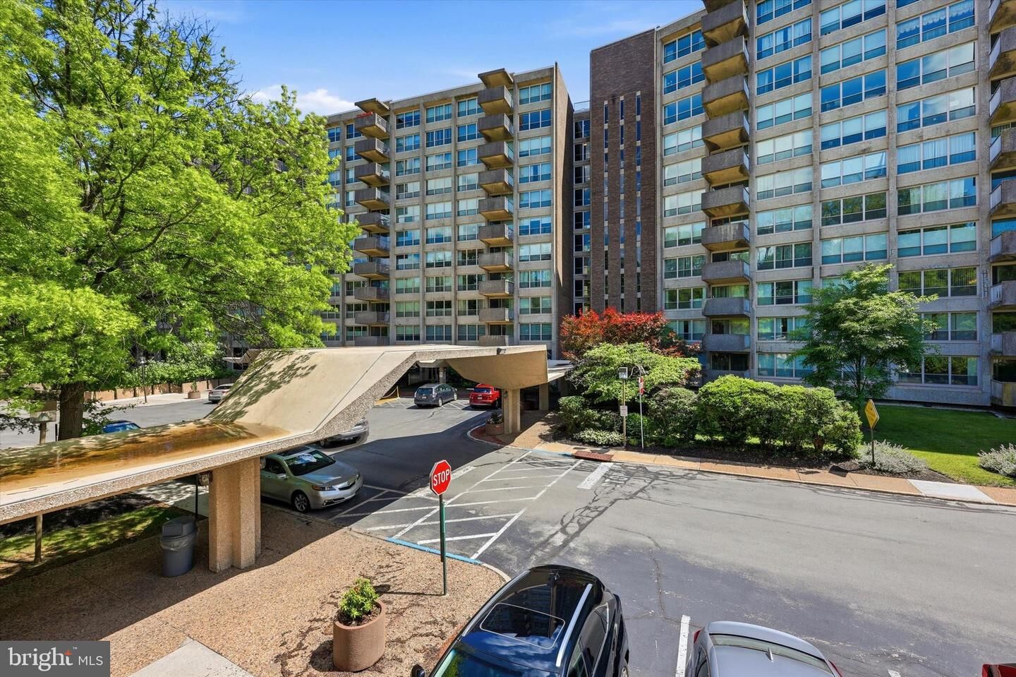 Property Photo:  1001 City Avenue E-831  PA 19096 
