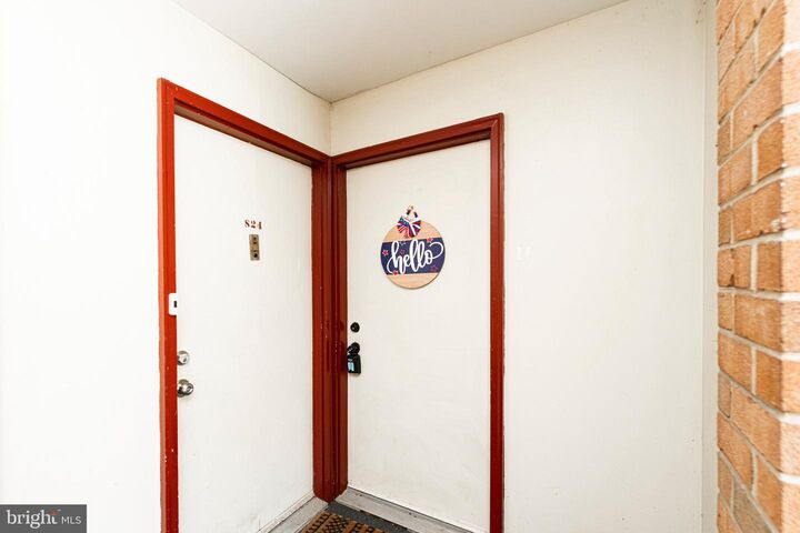Property Photo:  823 Meadowview Lane 823  PA 19453 