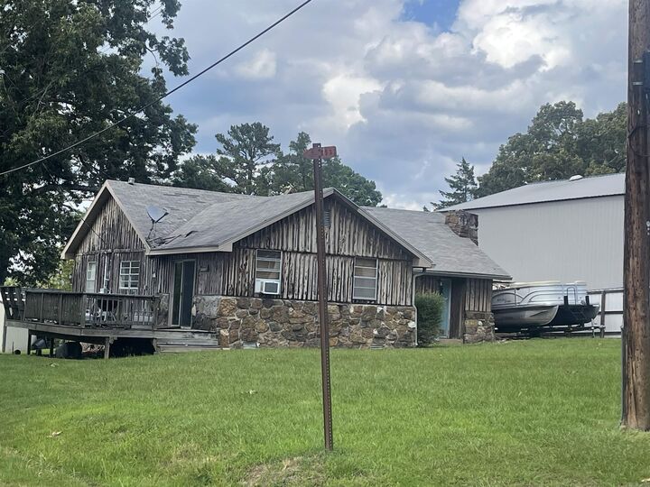 Property Photo:  55 Hickory St.  AR 72067 