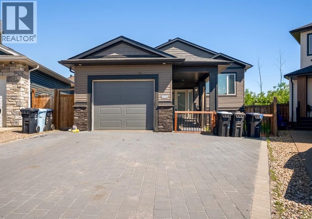 Property Photo:  125 Amberwood Court  AB T9J 1E3 