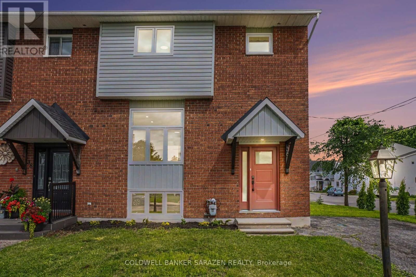 Property Photo:  36 McCallum Street  ON K0A 1A0 