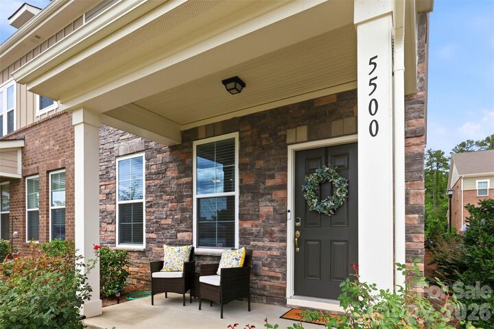 Property Photo:  5500 Kinsbridge Drive  NC 28227 