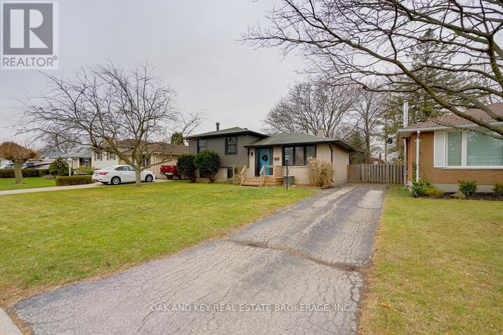Property Photo:  13 Dunwich Drive  ON N5R 4T7 