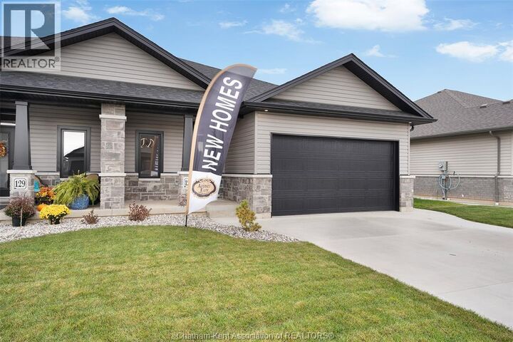 Property Photo:  125 Brighton Place  ON N7L 0G7 