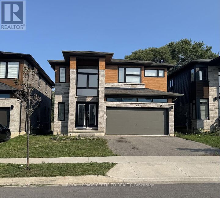Property Photo:  40 Lexington Avenue  ON L8J 0L5 