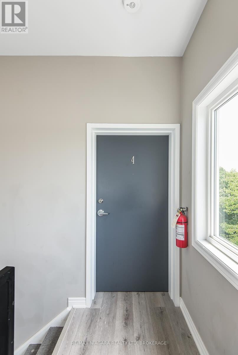 Property Photo:  29 Afton Avenue  ON L3B 1V6 