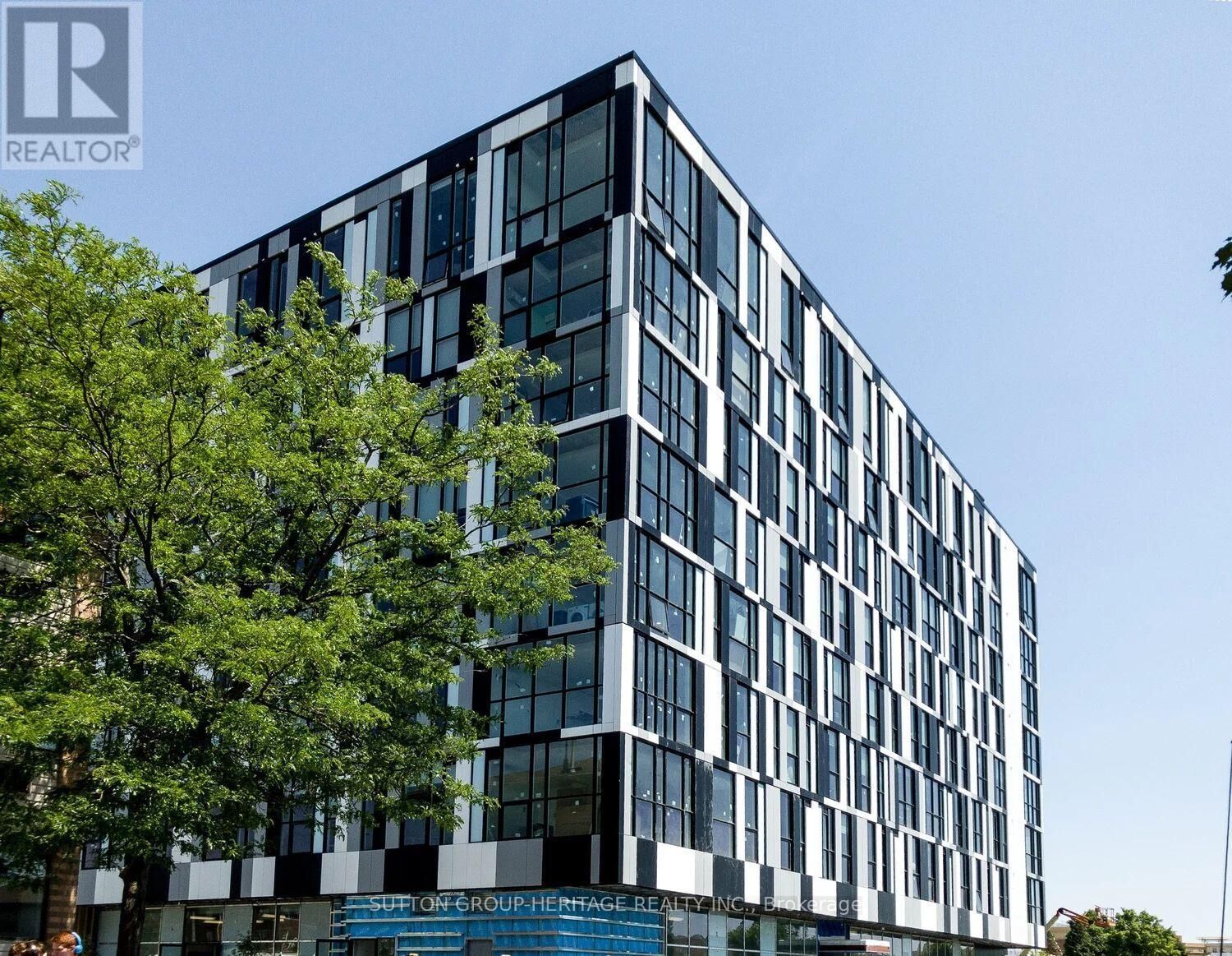 Property Photo:  1900 Simcoe Street North 36  ON L1G 4Y3 