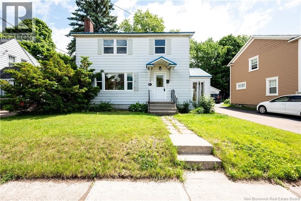 Property Photo:  79 Woodland Drive  NB E1E 3C4 