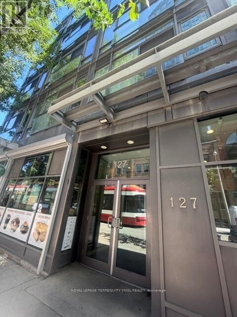 Property Photo:  127 Queen Street East 504  ON M5C 1S3 