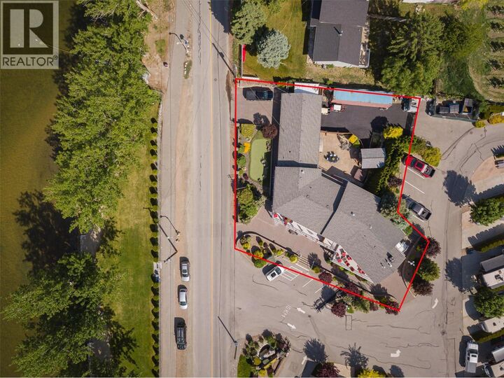 Property Photo: 5005 Lakeshore Drive 111 BC V0H 1V6