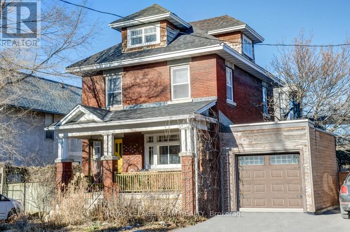 Property Photo: 995 Gladstone Avenue ON K1Y 3E8