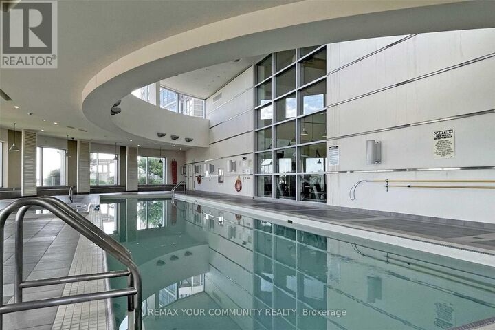 Property Photo:  36 Lee Centre Drive 1206  ON M1H 3K2 