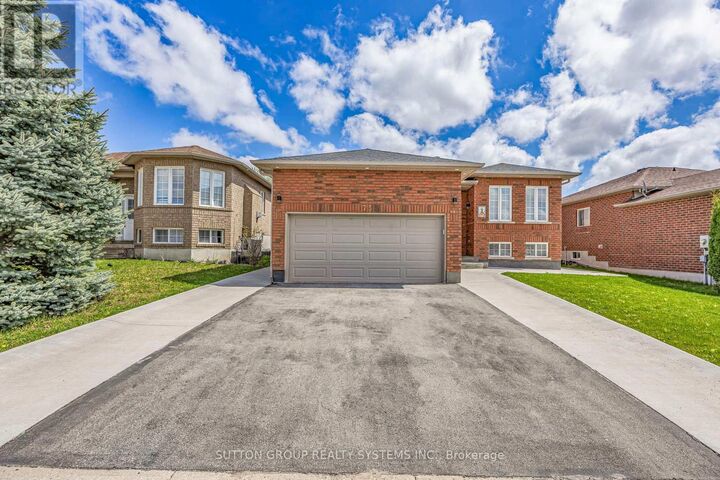 Property Photo:  75 Coleman Drive  ON L4N 0P1 