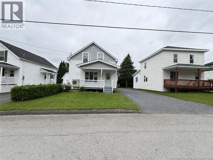 Property Photo:  80 Rue St-Antoine  NB E7E 1Z4 